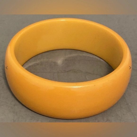 Bakelite Vintage 1940s Butterscotch 1” Wide Bangle Bracelet​ SIMICHROME TESTED - Picture 2 of 5